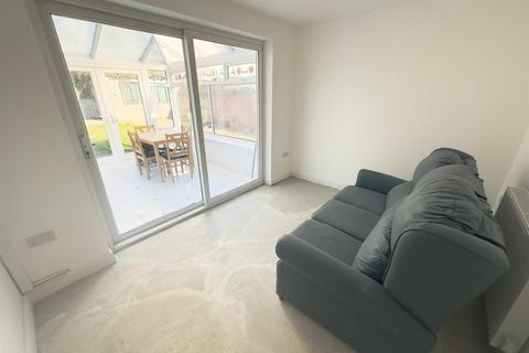 2 bedroom detached bungalow for sale, Courtney Street, Manselton, Swansea