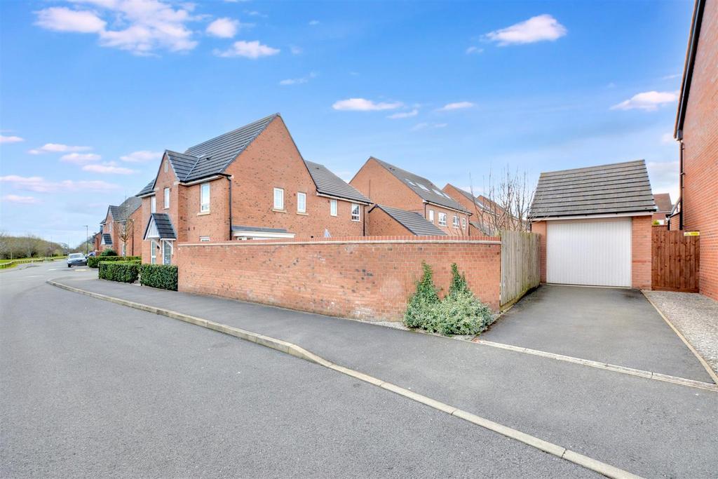 Driveway.jpeg