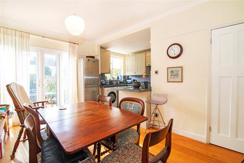 46 Cambridge Crescent, Teddington, TW11 8DY