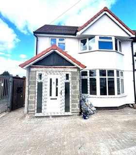 6 bedroom semi-detached house to rent, The Crossways, Hounslow, Greater London, TW5