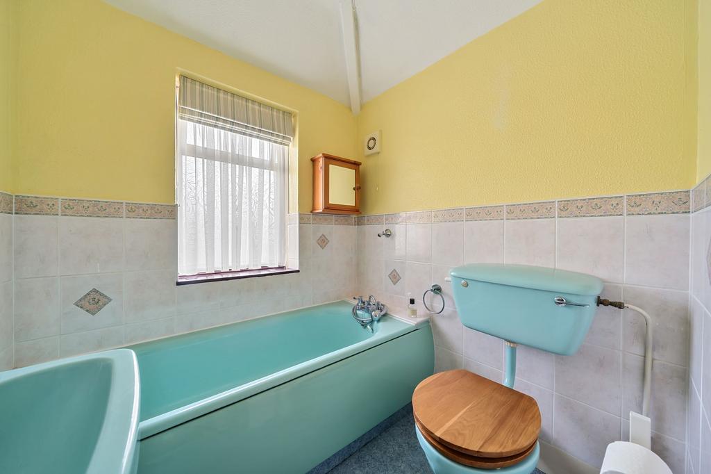 Bathroom (1)