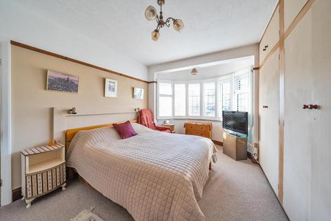 46 Chanctonbury Way, London, N12 7JD