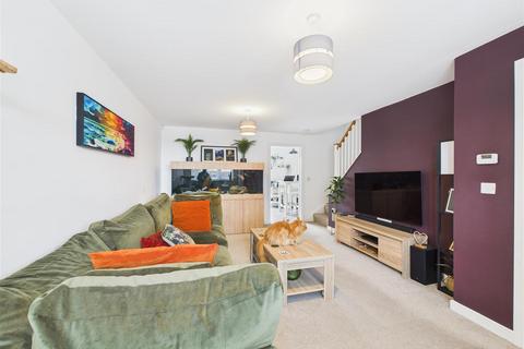 3 bedroom semi-detached house for sale, 4 Welbourn Gardens, Driffield, YO25 5EE