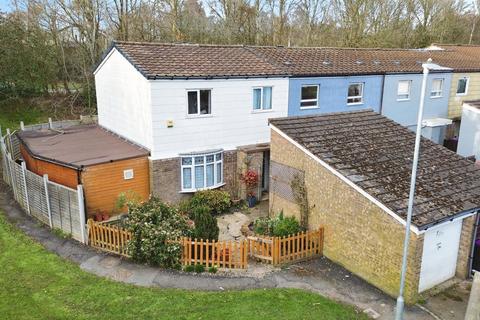 107 Chiltern Gardens, Dawley, Telford, TF4 2QJ