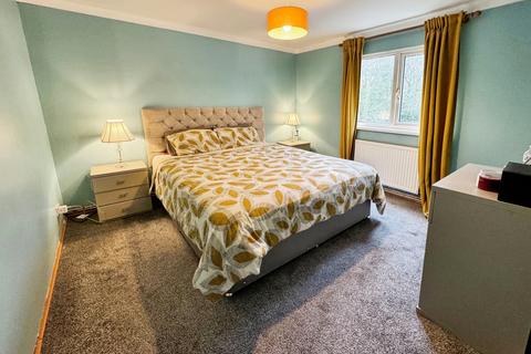 107 Chiltern Gardens, Dawley, Telford, TF4 2QJ