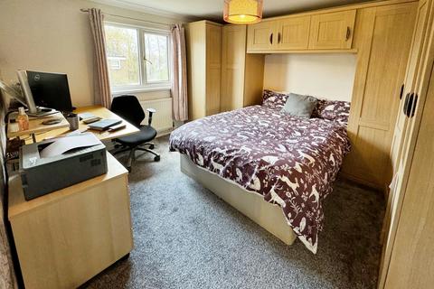 107 Chiltern Gardens, Dawley, Telford, TF4 2QJ