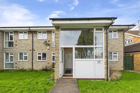 1 bedroom apartment for sale, Sussex Gardens, Hucclecote, Gloucester, Gloucestershire, GL3