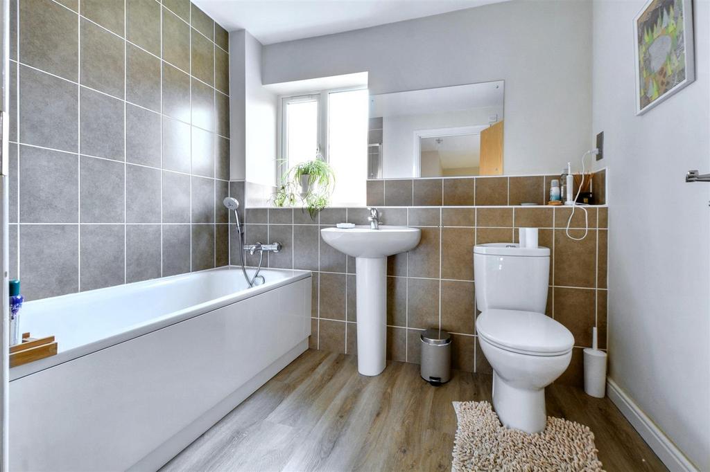 Bathroom.jpeg