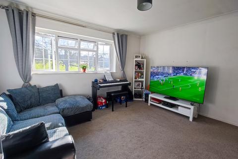 33 Manorside Close, London, SE2 9HD