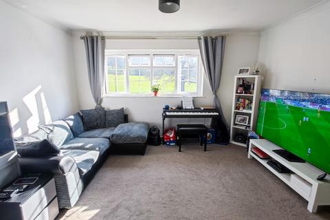 33 Manorside Close, London, SE2 9HD