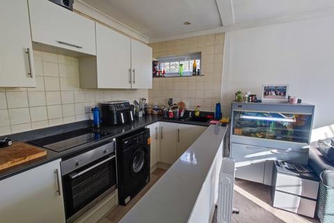 33 Manorside Close, London, SE2 9HD