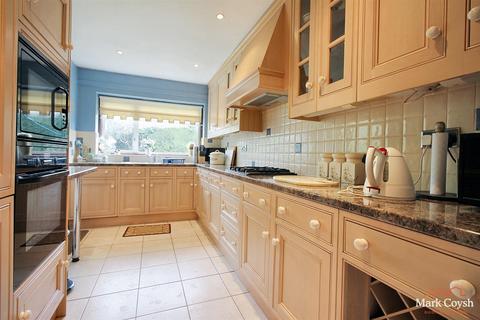 Moidart Ermyn Way, Leatherhead, KT22 8TN