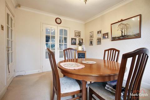 Moidart Ermyn Way, Leatherhead, KT22 8TN