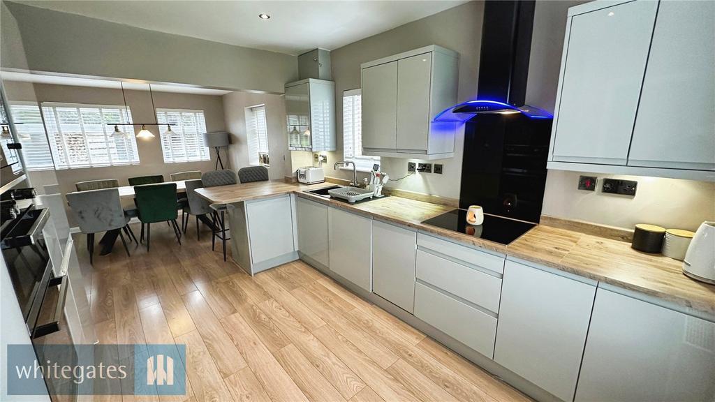 Fitted Kitchen
