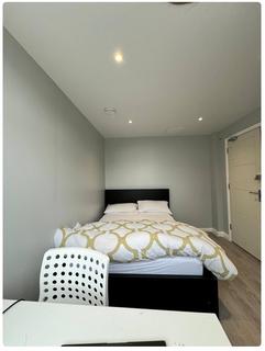 4 bedroom house to rent, Guildford Park Avenue, Guildford