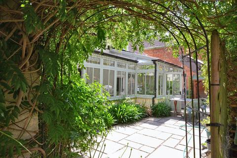 4 bedroom detached house for sale, A four bedroom detached home with one bedroom detached annex