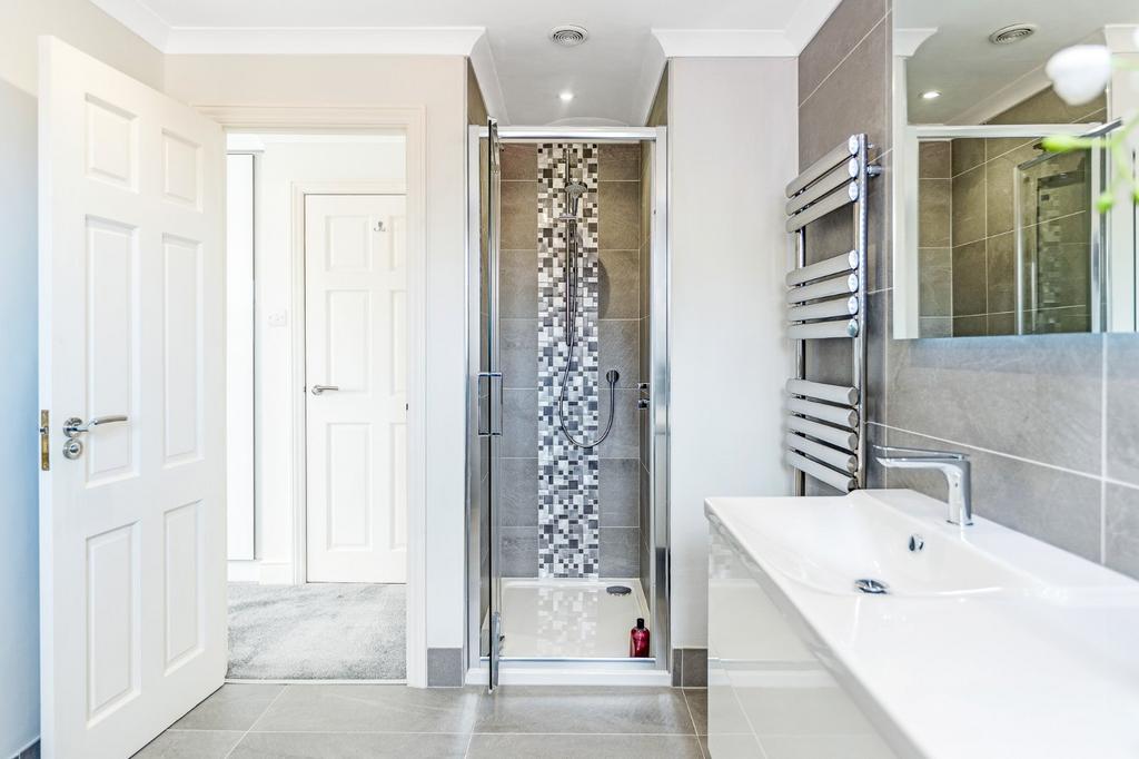 Second En-Suite
