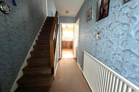 4 bedroom semi-detached house for sale, St. Albans Avenue, Ashton-Under-Lyne OL6