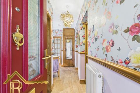 182 Chippenham Road, Romford, RM3 8HT