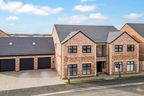 5 bedroom detached house for sale, The Ridings, Hunters Rest, Stockton-on-Tees, Cleveland, TS16