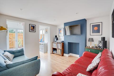 3 bedroom terraced house for sale, The Leys, Cambridge CB25