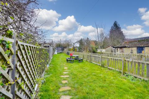 3 bedroom terraced house for sale, The Leys, Cambridge CB25