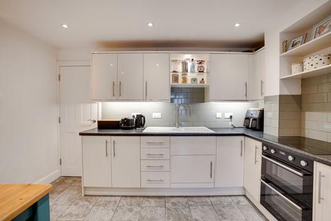 3 bedroom terraced house for sale, The Leys, Cambridge CB25