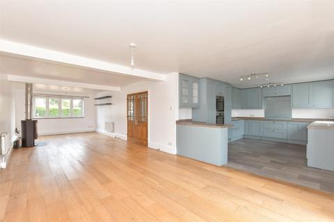 4 bedroom detached house for sale, Manns Hill, Bossingham, Canterbury, Kent