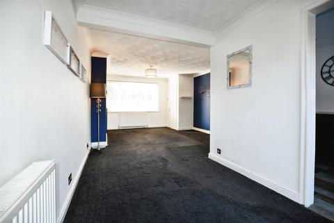 25 Antholme Close, Sutton On Hull, Hull, HU7 4XX