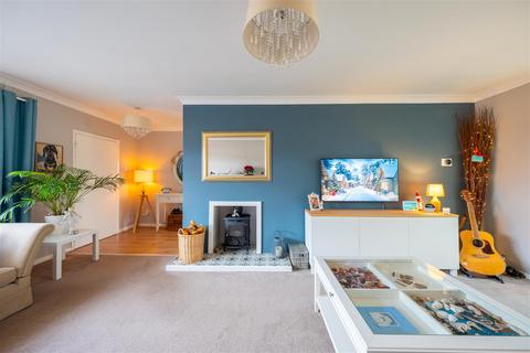 5 Ethelbert Road, Dartford, DA2 7SJ