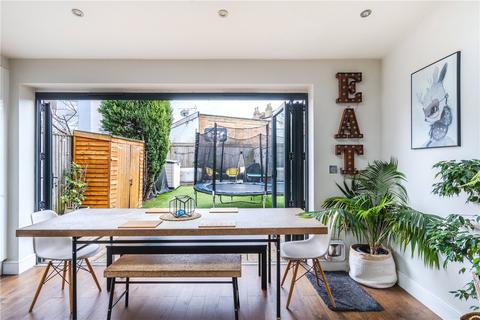 11 Colmer Road, London, SW16 5LA