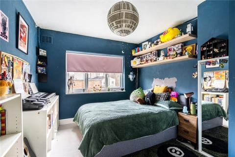 11 Colmer Road, London, SW16 5LA