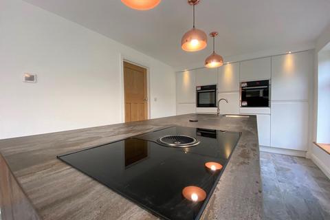 4 bedroom semi-detached house to rent, Smithy Knoll Road, Calver, Hope Valley