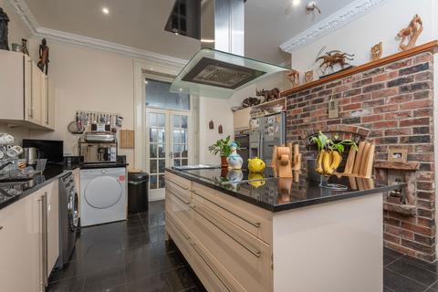 6 bedroom detached house for sale, Greenfield House, Market Street, Heckmondwike, WF16