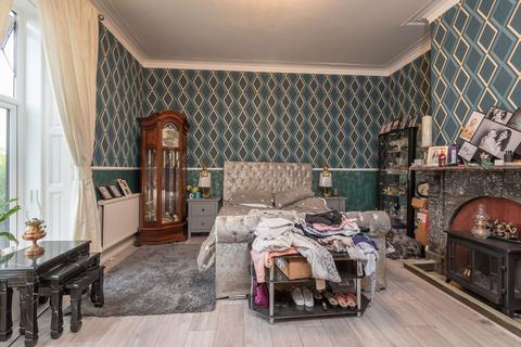 6 bedroom detached house for sale, Greenfield House, Market Street, Heckmondwike, WF16