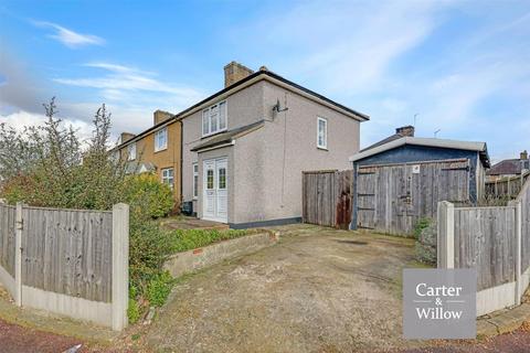 3 bedroom end of terrace house for sale, Flamstead Road, Dagenham, Essex