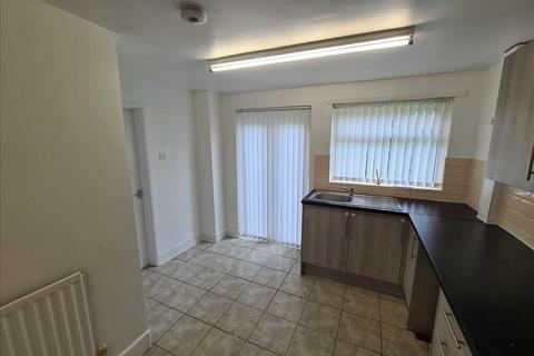 100 Broad Lane, Kirkby, Liverpool, L32 6QQ