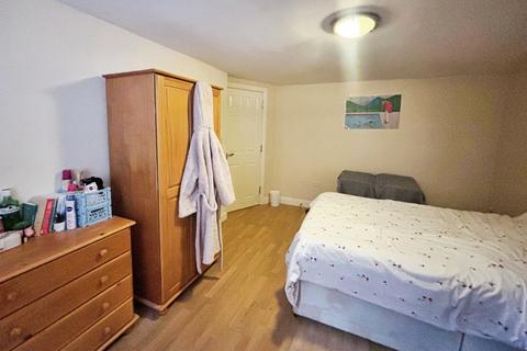 4 bedroom terraced house to rent, Davenport Avenue, Manchester, Greater Manchester, M20