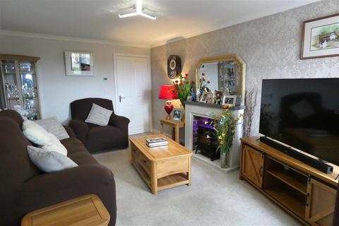 3 bedroom detached house for sale, Yeoman Avenue, Haverfordwest
