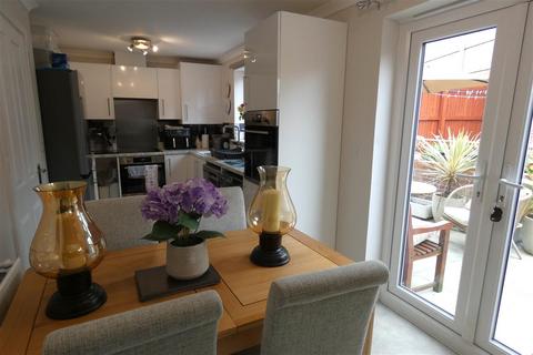 3 bedroom detached house for sale, Yeoman Avenue, Haverfordwest