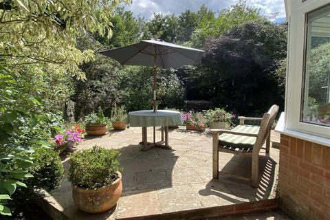 undefined, South Wonston