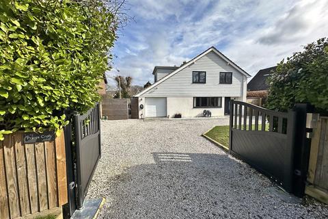3 bedroom detached house for sale, Brighton Road, Sway, Lymington, Hampshire, SO41