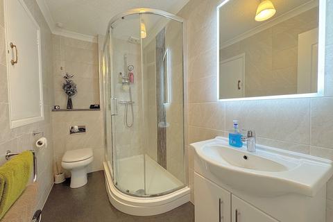 46 Challacombe, Furzton, Milton Keynes, MK4 1DP
