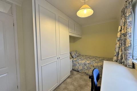46 Challacombe, Furzton, Milton Keynes, MK4 1DP