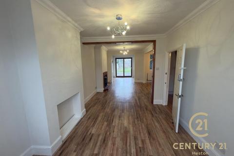 4 bedroom semi-detached house to rent, Cheyne Avenue, TWICKENHAM TW2