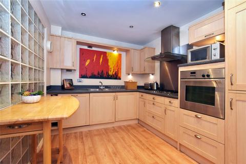 2 bedroom apartment for sale, Carisbrooke Road, Leeds, West Yorkshire