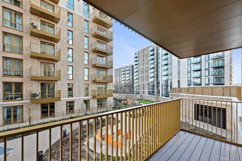 2 bedroom apartment to rent, Capital Interchange Way, Brentford TW8