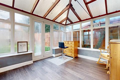 21 Blaydon Close, Bletchley, Milton Keynes, MK3 5LS