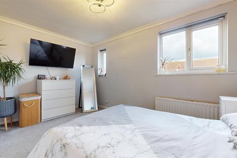 21 Blaydon Close, Bletchley, Milton Keynes, MK3 5LS