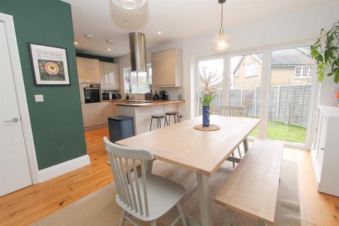 19a Kings Lane, Sutton, SM1 4NY